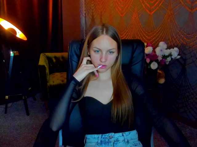 MilaAddam live cam on BongaCams