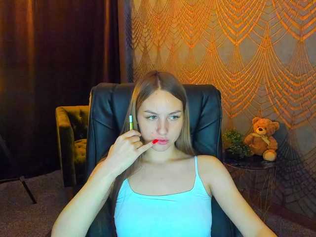 MilaAddam live cam on BongaCams
