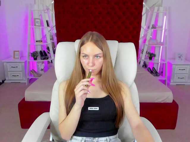 MilaAddam live cam on BongaCams