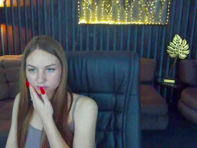 MilaAddam webcam
