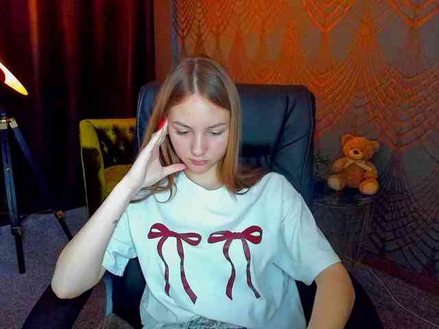 MilaAddam webcam