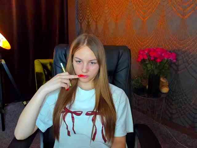 MilaAddam webcam