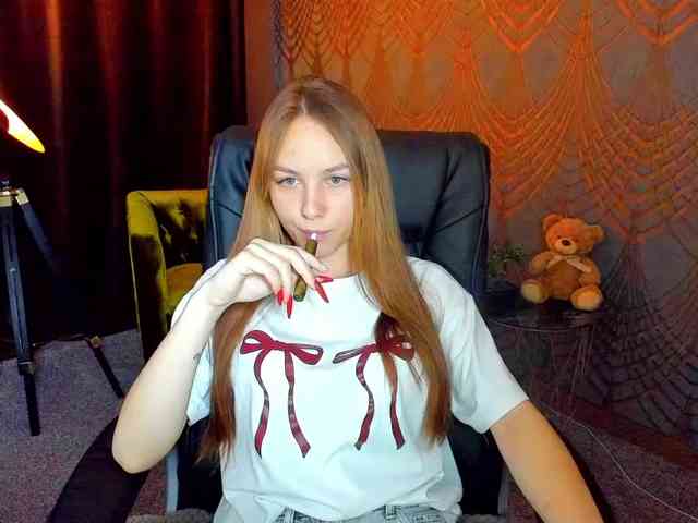 MilaAddam webcam