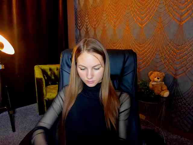 MilaAddam webcam