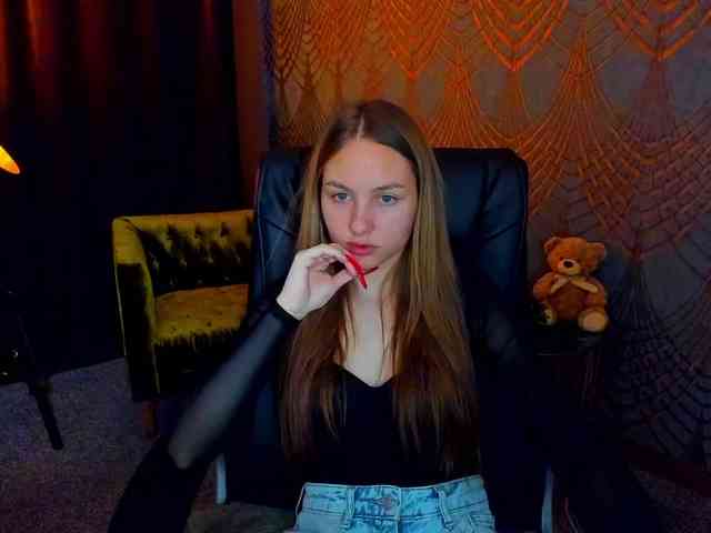 MilaAddam webcam