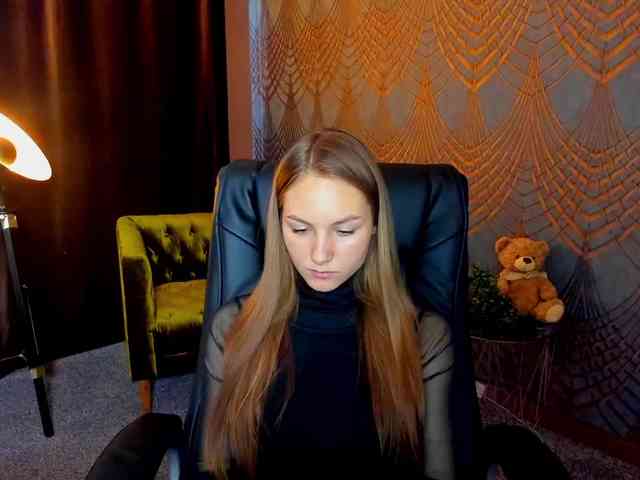 MilaAddam webcam