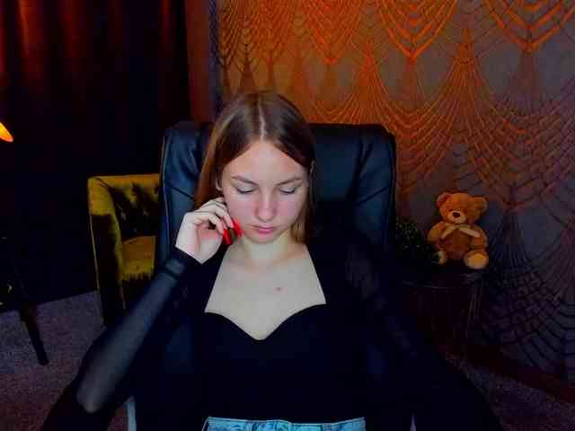 MilaAddam webcam