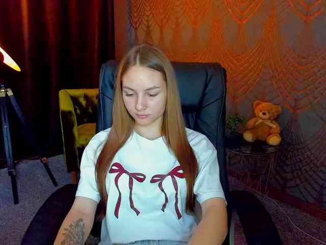MilaAddam webcam