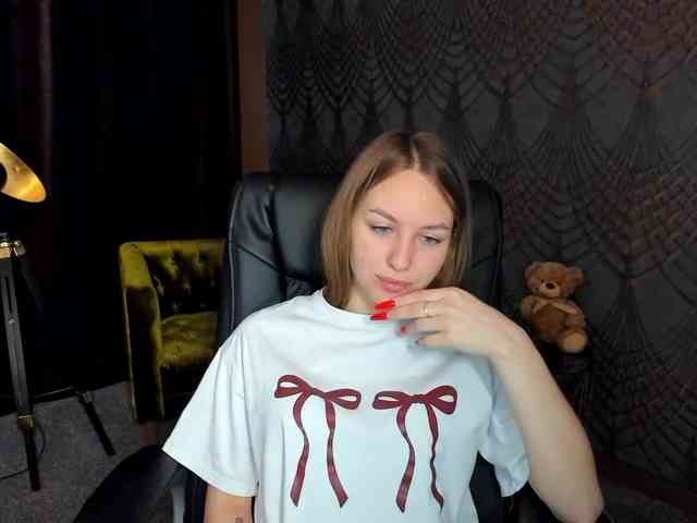 MilaAddam webcam