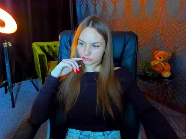 MilaAddam webcam