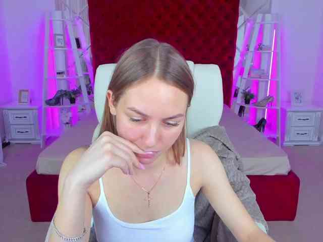 MilaAddam webcam