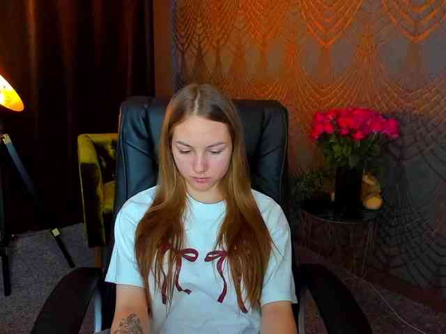 MilaAddam webcam