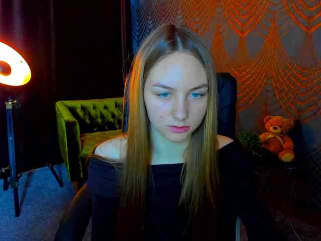 MilaAddam webcam