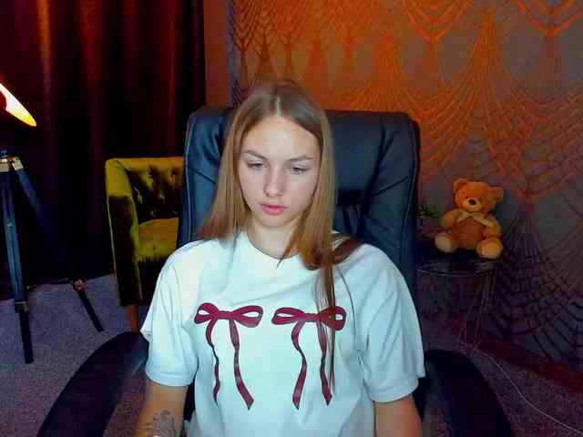 MilaAddam webcam