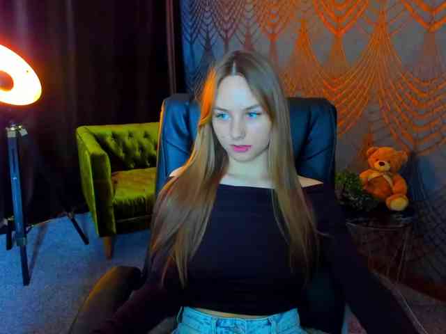 MilaAddam webcam
