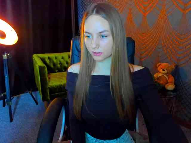 MilaAddam webcam