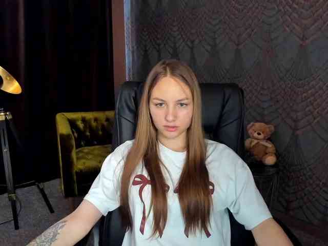 MilaAddam webcam