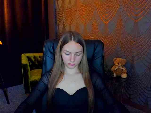 MilaAddam webcam
