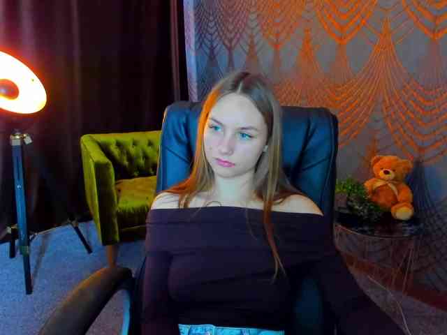 MilaAddam webcam