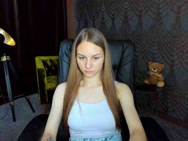 MilaAddam webcam