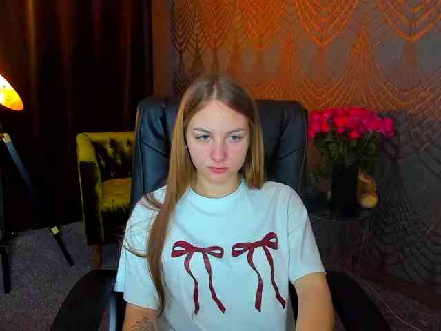 MilaAddam webcam