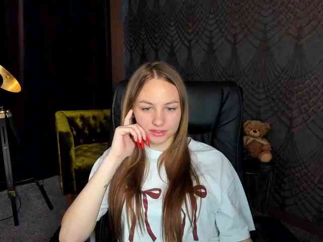 MilaAddam webcam