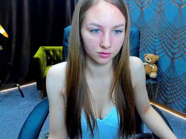 MilaAddam webcam