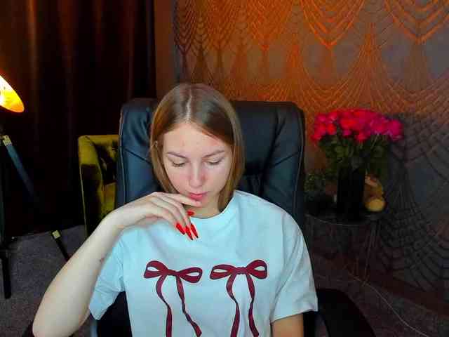MilaAddam webcam