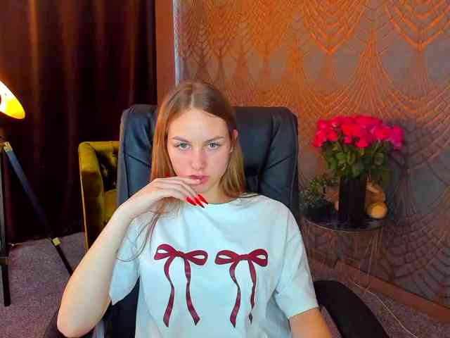 MilaAddam webcam