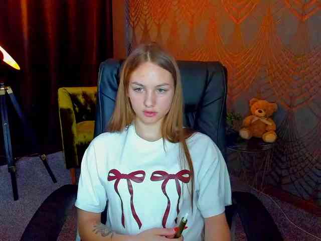 MilaAddam webcam