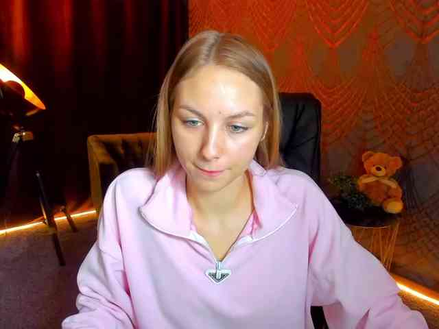 MilaAddam webcam