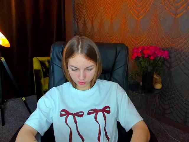 MilaAddam webcam