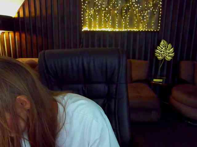 MilaAddam webcam