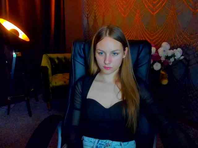 MilaAddam webcam