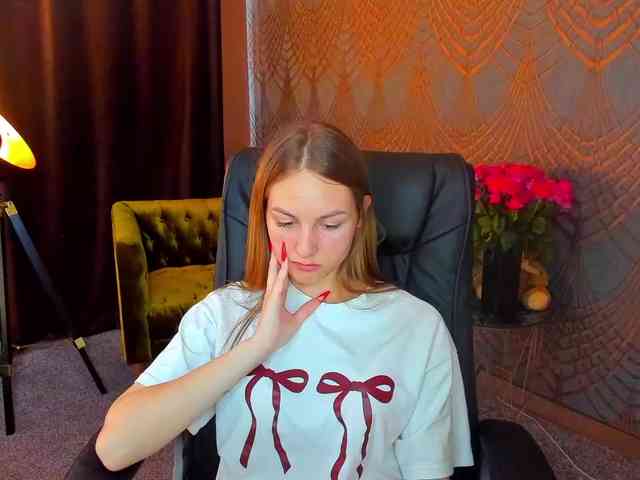 MilaAddam webcam