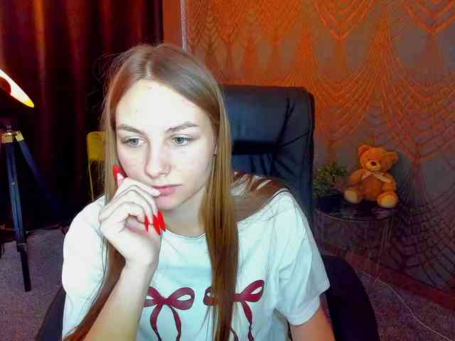 MilaAddam webcam