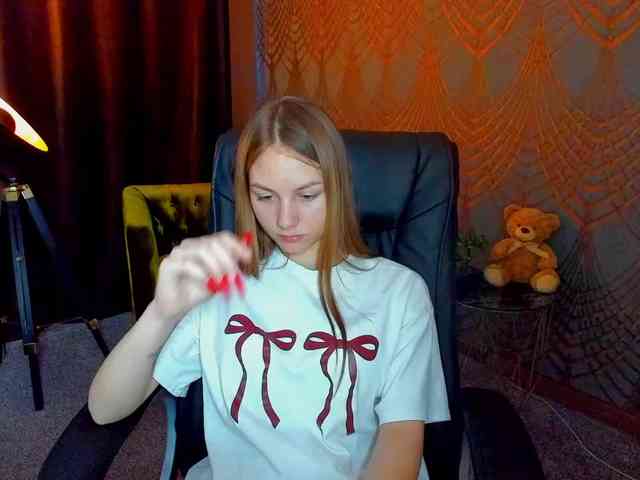 MilaAddam webcam