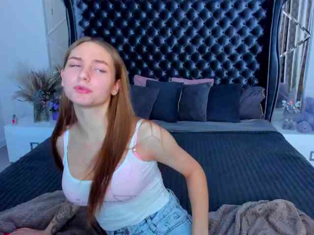 MilaAddam webcam