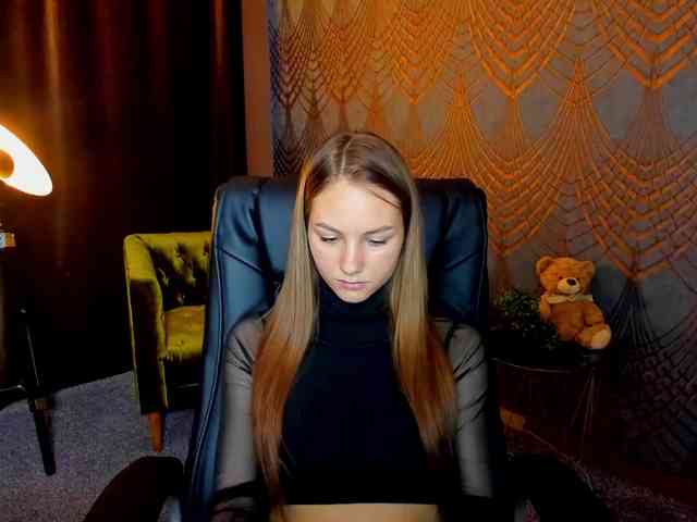 MilaAddam webcam