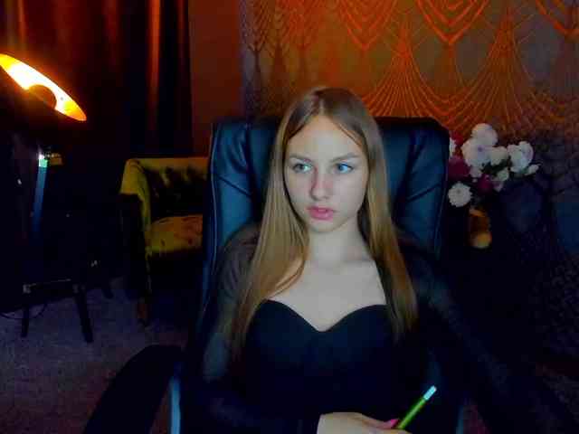 MilaAddam webcam