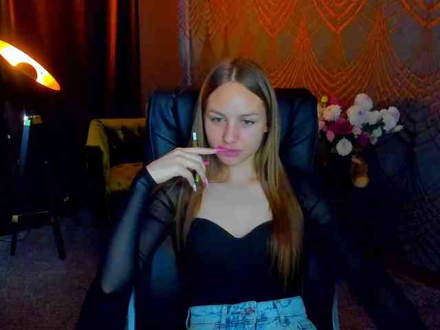 MilaAddam webcam