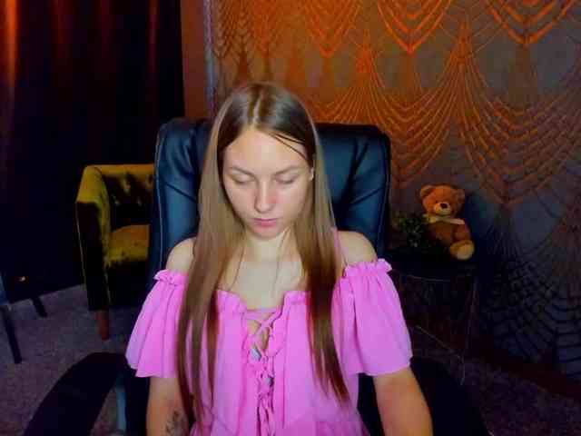 MilaAddam webcam