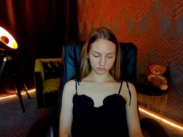 MilaAddam webcam