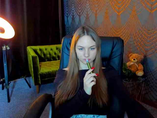 MilaAddam webcam