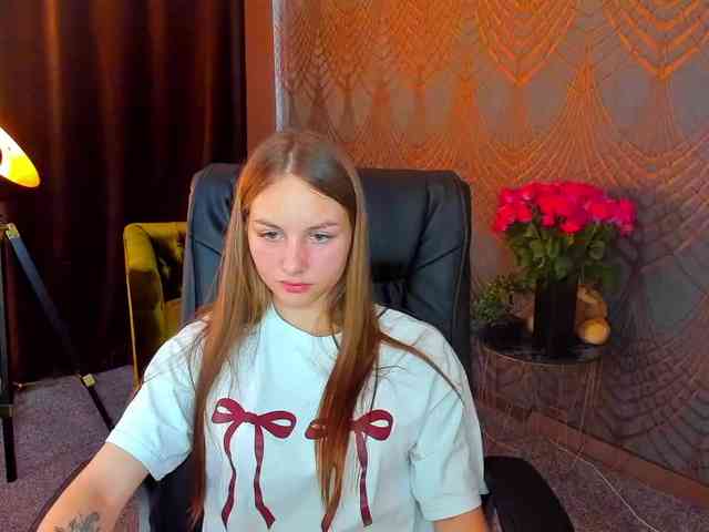 MilaAddam webcam