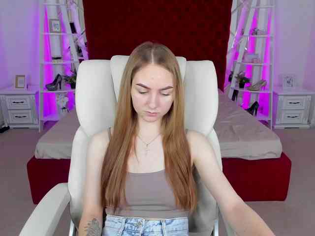 MilaAddam webcam
