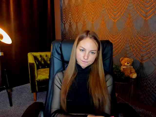 MilaAddam webcam
