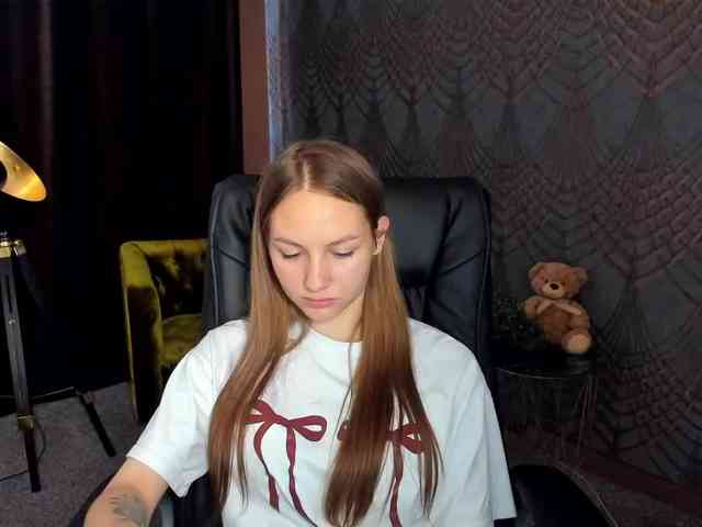 MilaAddam webcam