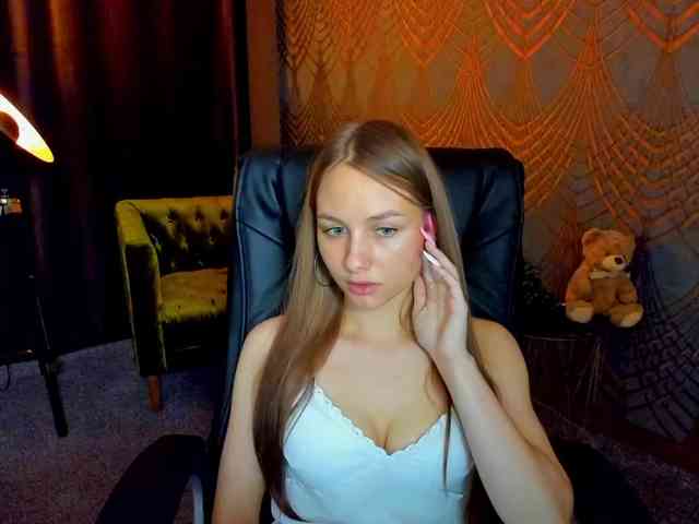 MilaAddam webcam