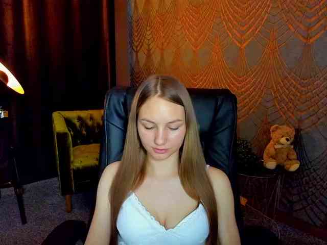 MilaAddam webcam